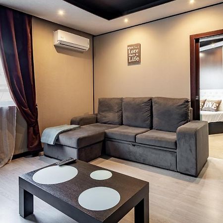 Charming 1 Bedroom Apartment In Portimao By Lovelystay Exterior photo